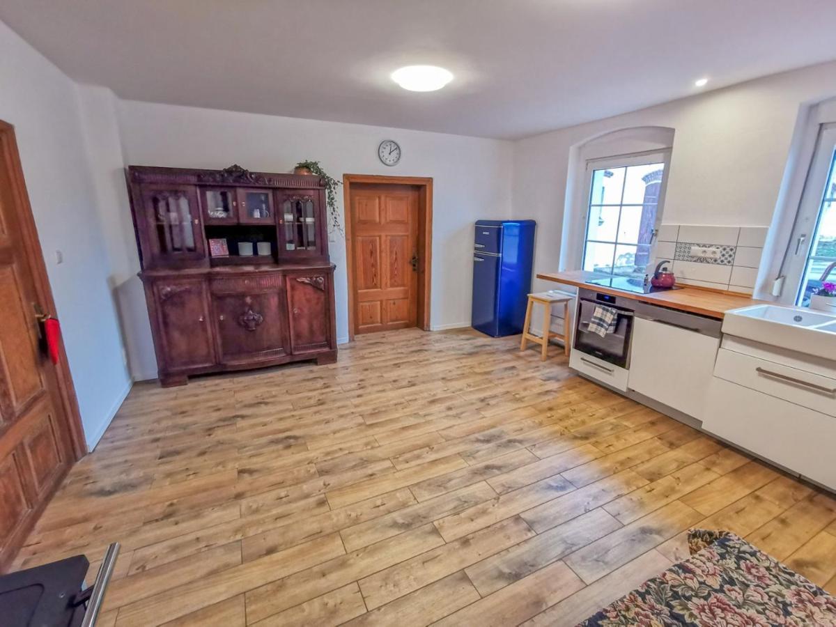 Apartment In Herrenhaus Gross Pinnow Экстерьер фото
